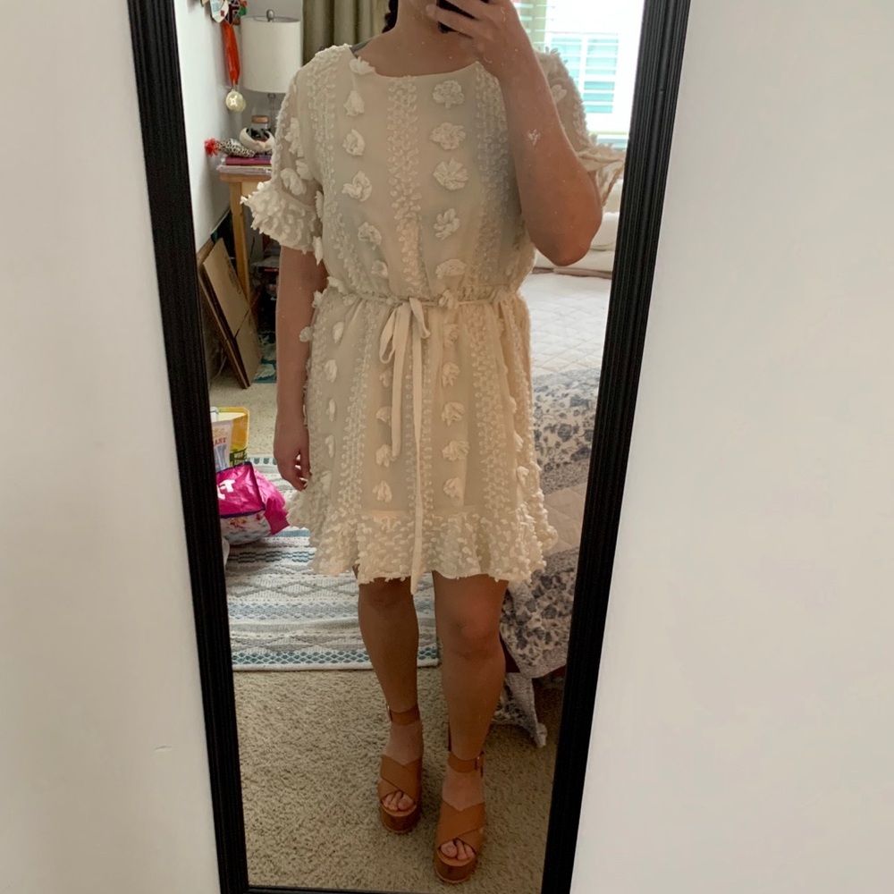 &Merci White Detailed Beautiful Off White Dress